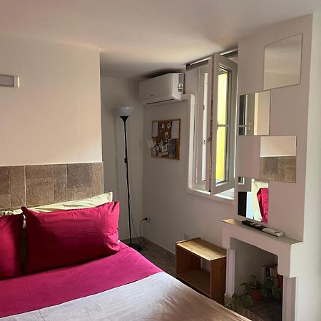 Monolocale Trastevere Locato Per Finalita Turistiche Рим Екстериор снимка
