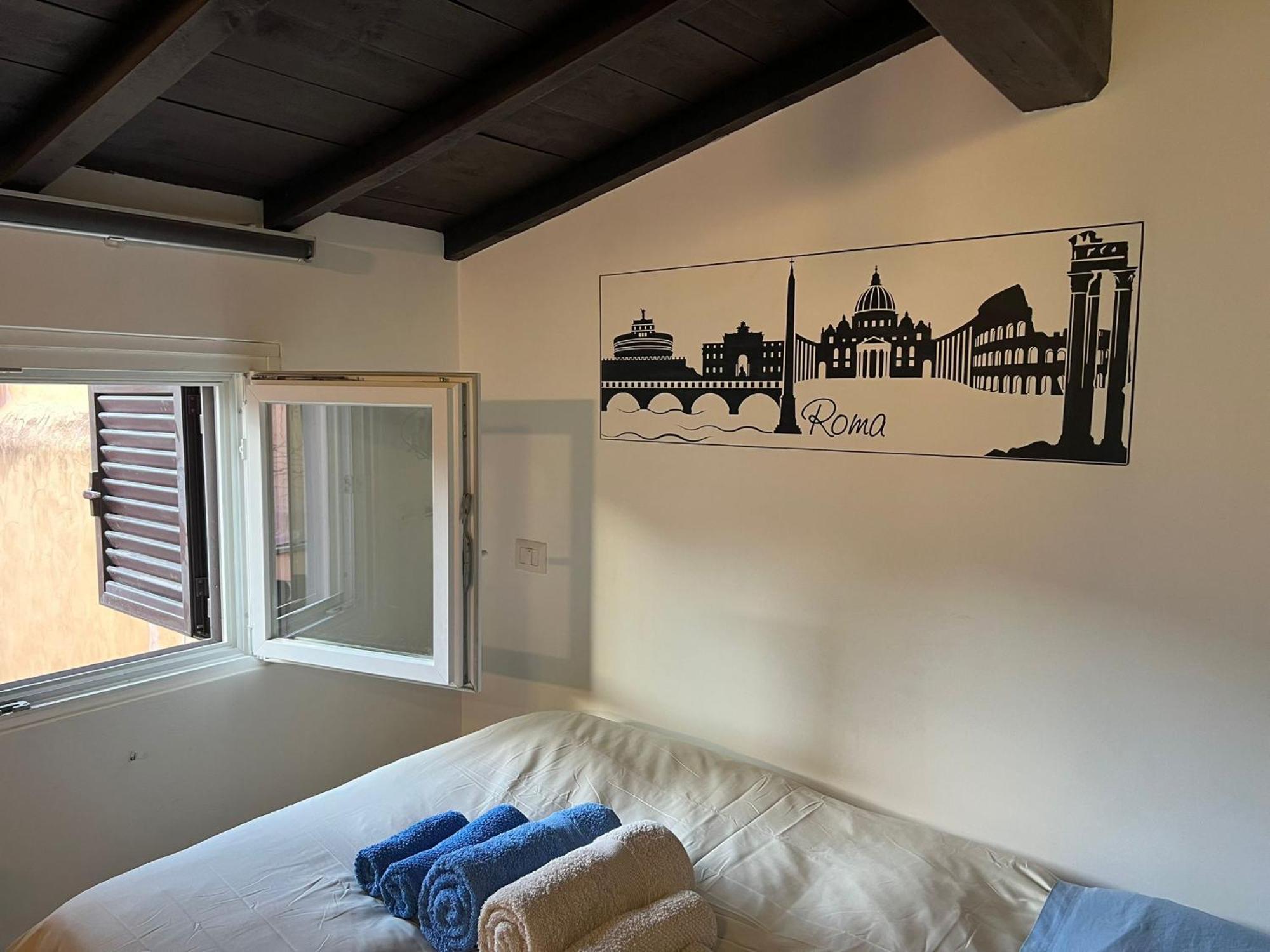 Monolocale Trastevere Locato Per Finalita Turistiche Рим Екстериор снимка